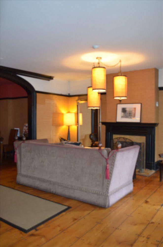 The National Hotel Frenchtown Luaran gambar