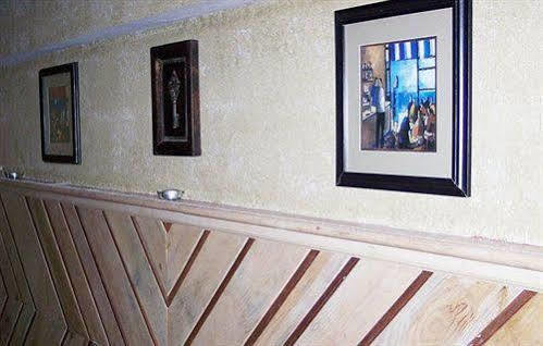 The National Hotel Frenchtown Luaran gambar